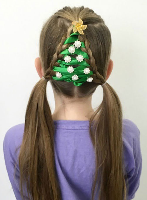 Ribbon-Christmas hairstyle