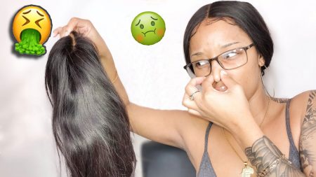 what does a transparent lace closure look like