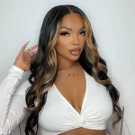 black-with-blonde-highlight-loose-body-wave-wig-2